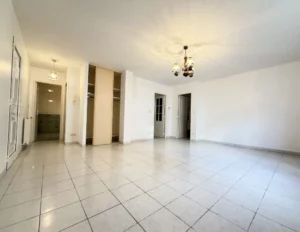 grand salon séjour appartement perigueux